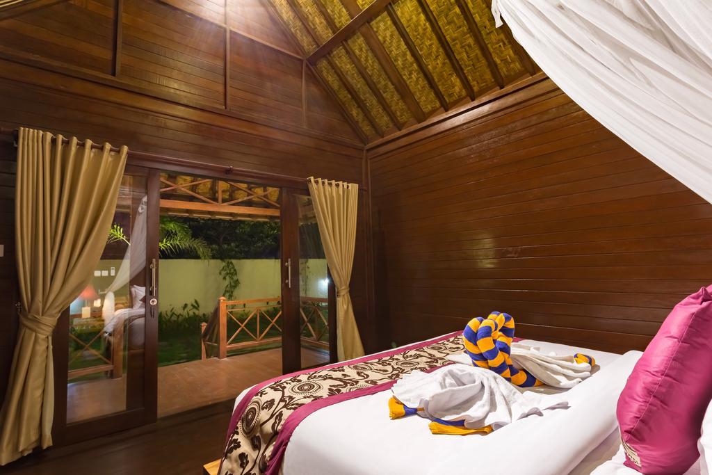 The Bridge Huts Hotel Nusa Lembongan  Exterior photo