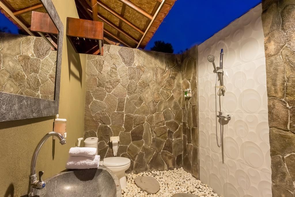 The Bridge Huts Hotel Nusa Lembongan  Exterior photo