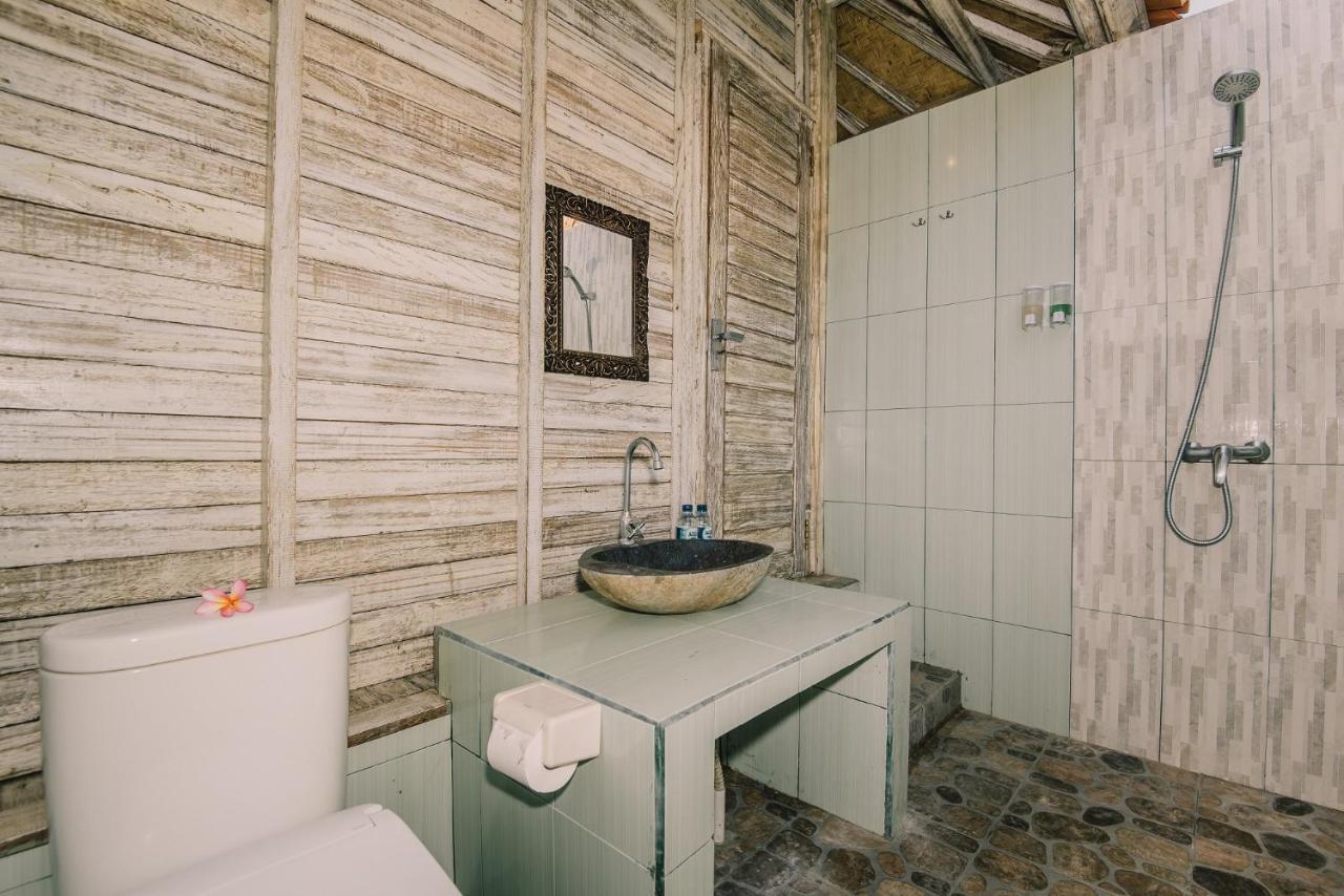 The Bridge Huts Hotel Nusa Lembongan  Exterior photo